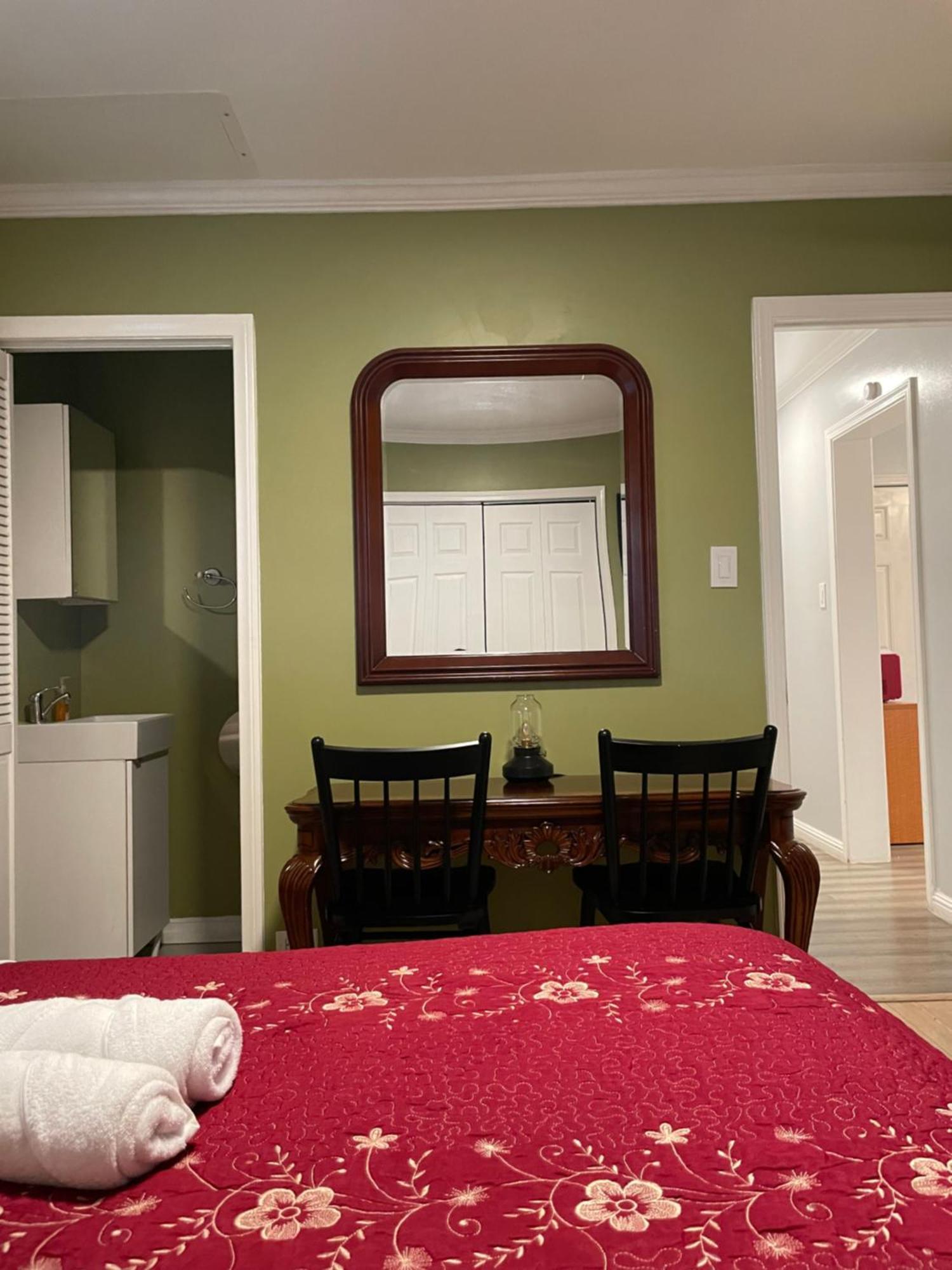 Homestay Small Private In With Free Strong Wifi!!!