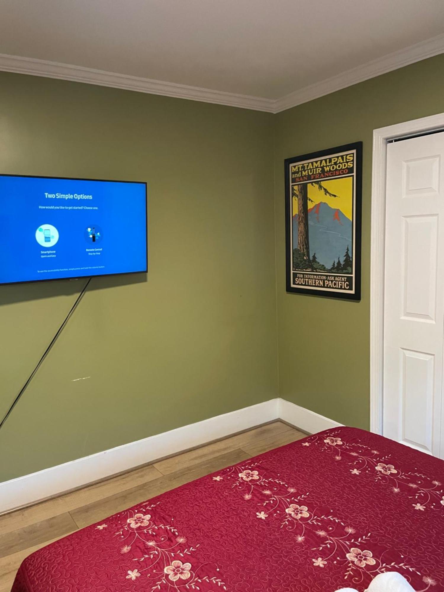 Small Private In With Free Strong Wifi!!! Los Angeles
