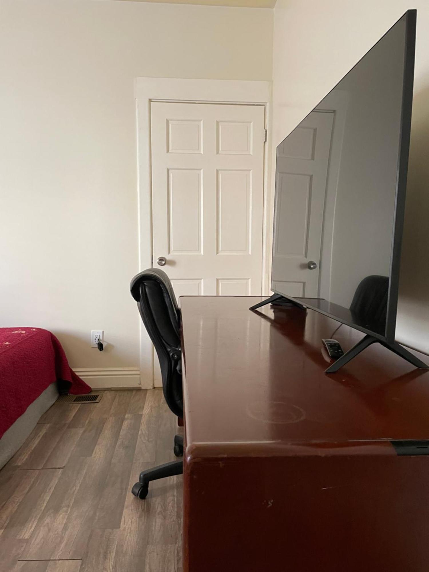 Homestay Cozy Usc-adjacent Suite: Private Oasis With Modern Amenities