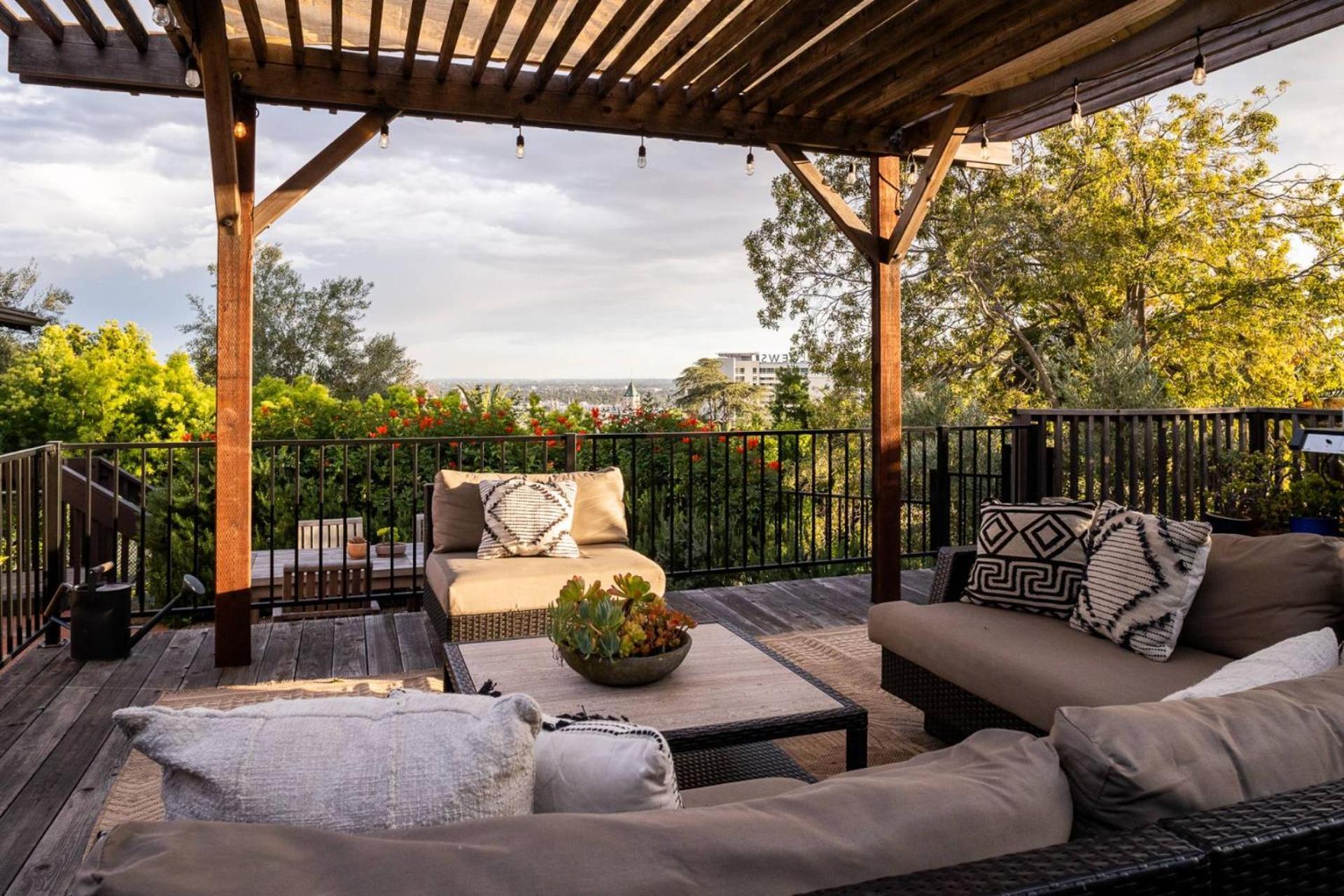 Hollywood Hideaway Holiday home
