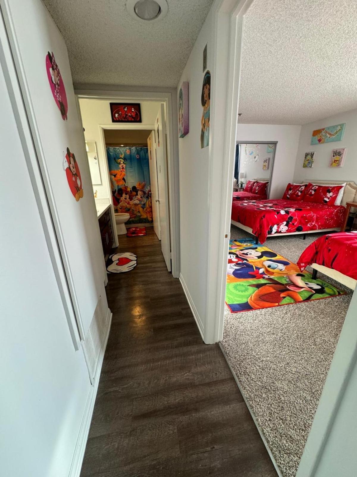 Apartment Mario, Harry Potter, & Not Themed Loft Universal 10min Loft