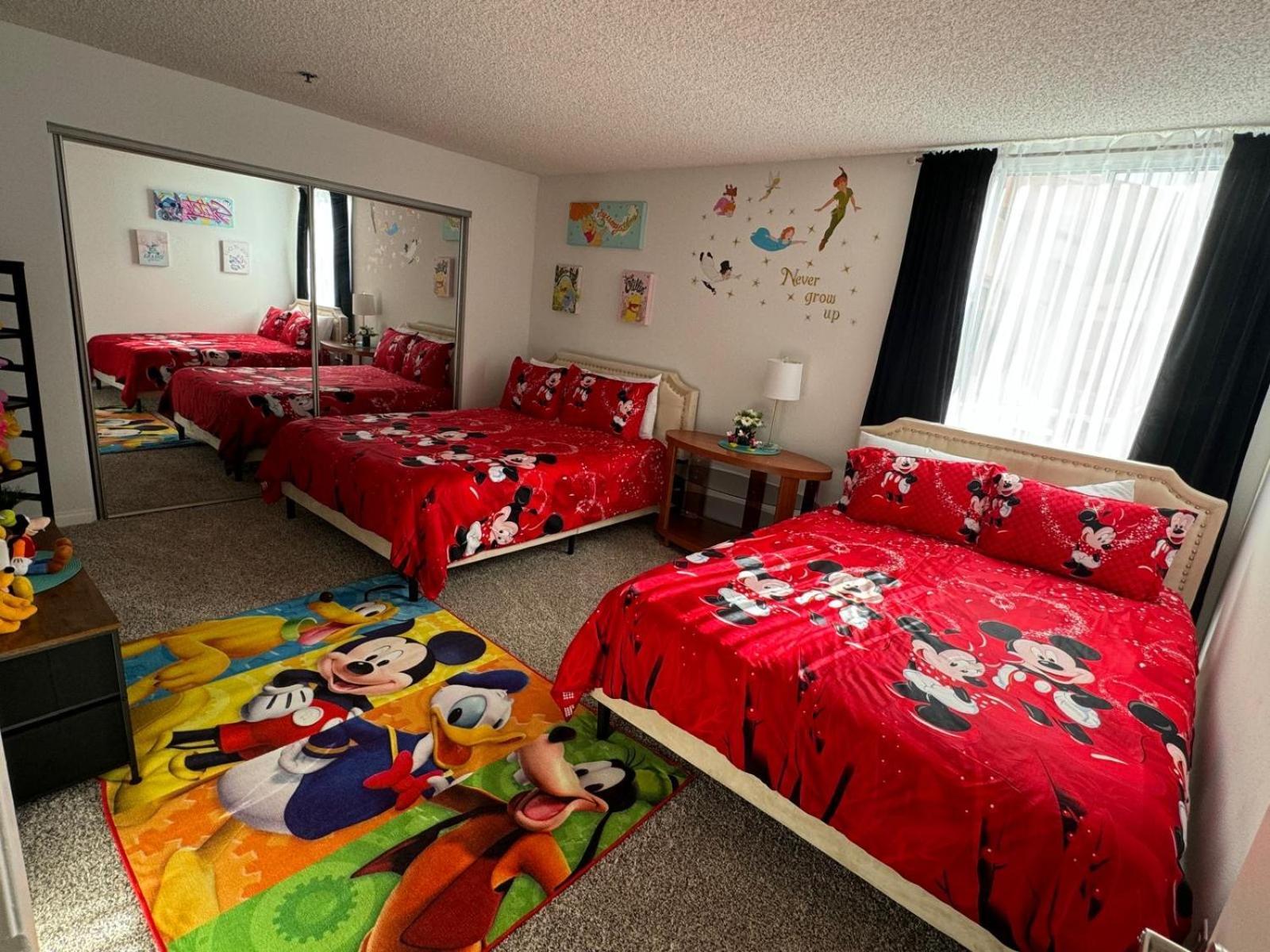 Mario, Harry Potter, & Not Themed Loft Universal 10min Loft Apartment Los Angeles