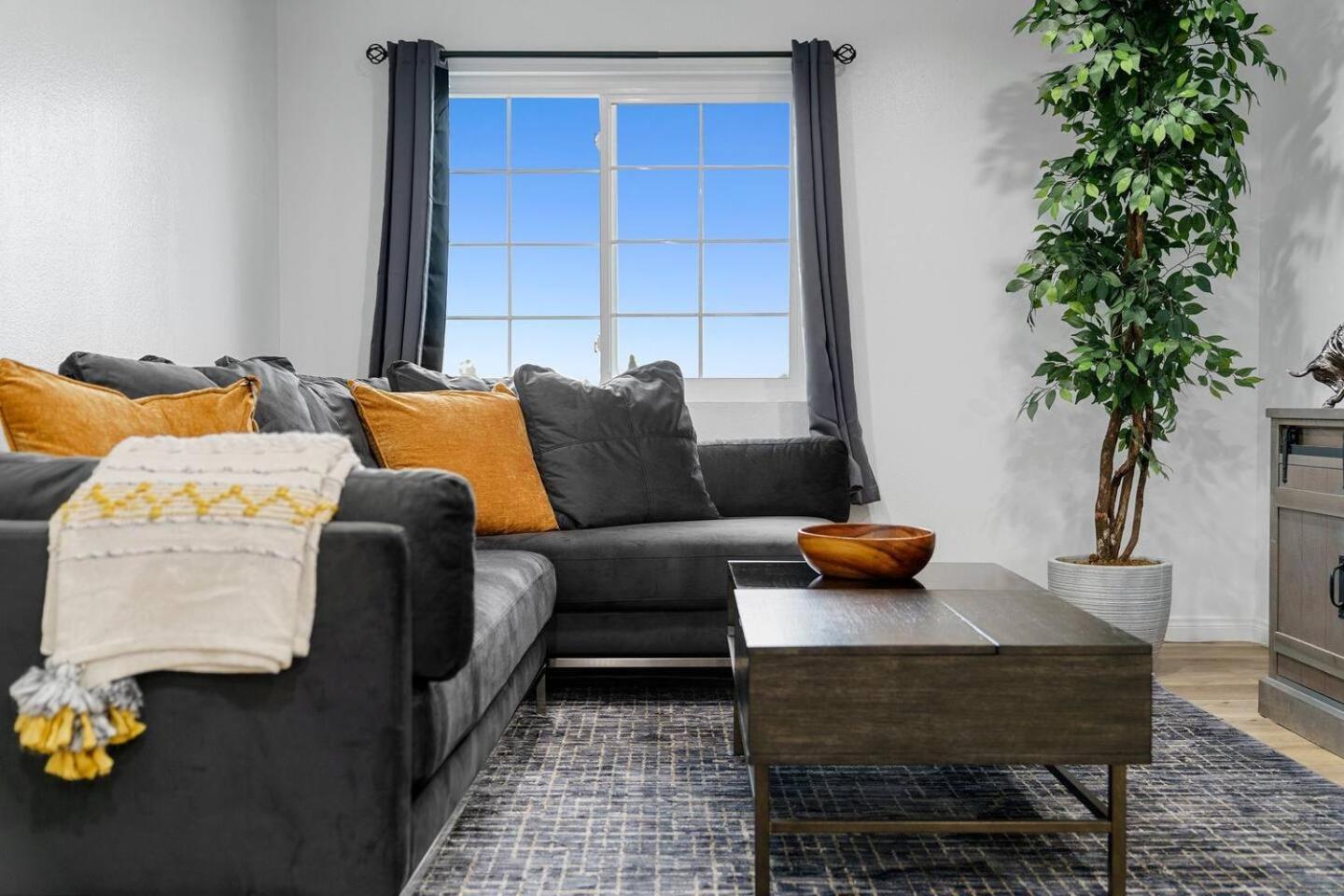 Casa Lanzit - 35 Percent Off April 2025! Low Fees Casa de férias *