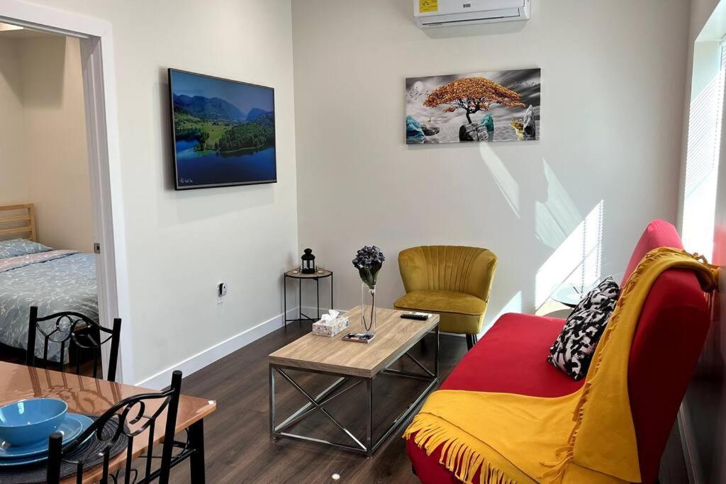 Holiday home Newly Built 1br House In Angeles Los Angeles