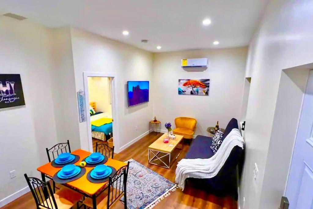 Newly Built 1br House In Angeles *