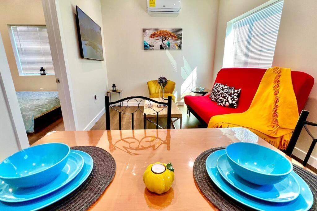 Newly Built 1br House In Angeles * Los Angeles