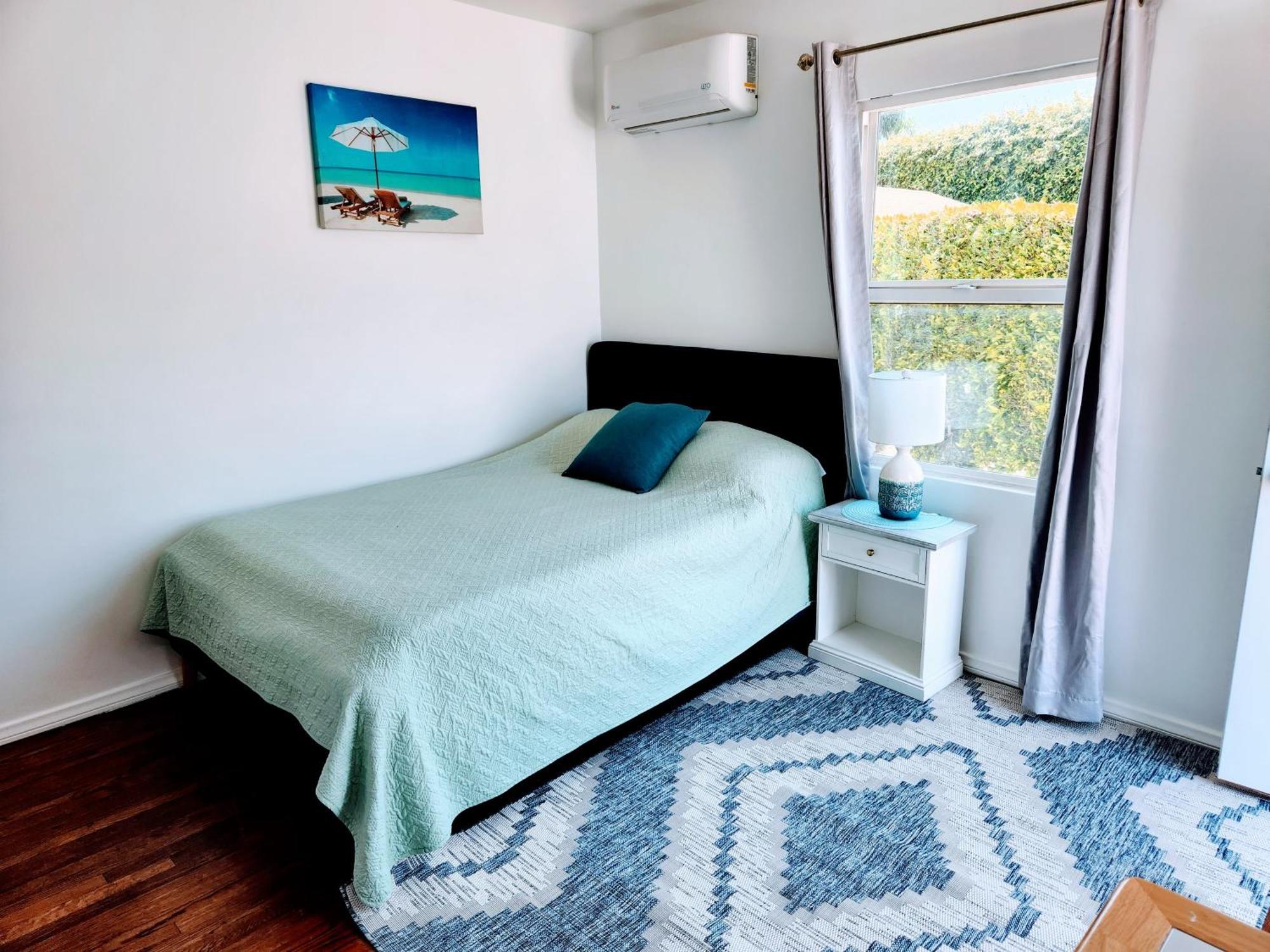 Travellers' Studio Los Angeles