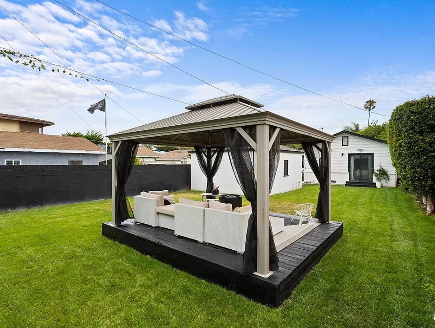 Holiday home Stylish 3br House, Lax-sofi-65th-ww