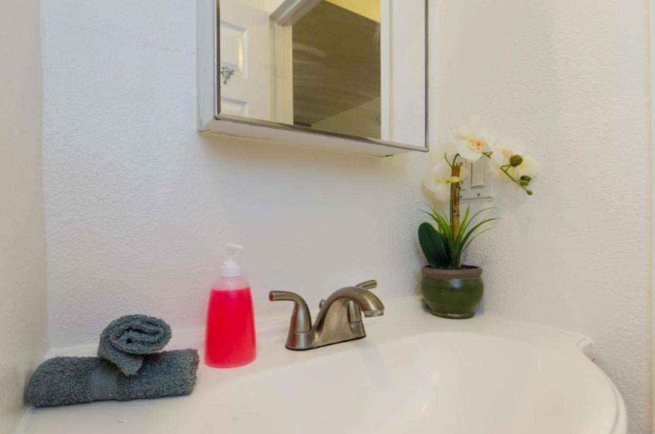Apartment Snug Studio In The Heart Of Hollywood Los Angeles