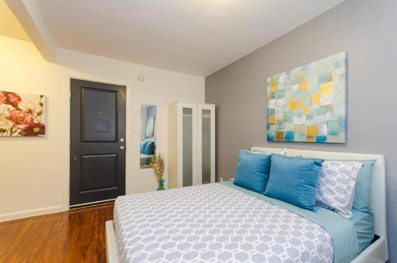 Snug Studio In The Heart Of Hollywood *