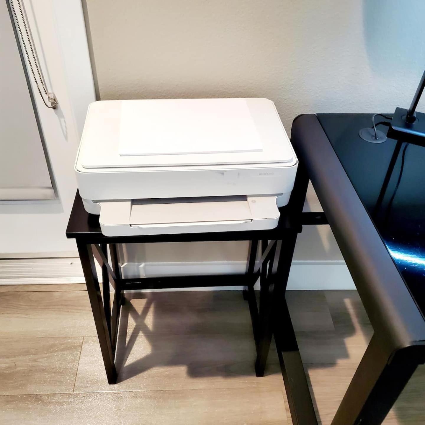 Spacious 22, Wi-fi, Pool, Hot Tub, 24hr Gym Apartment Los Angeles