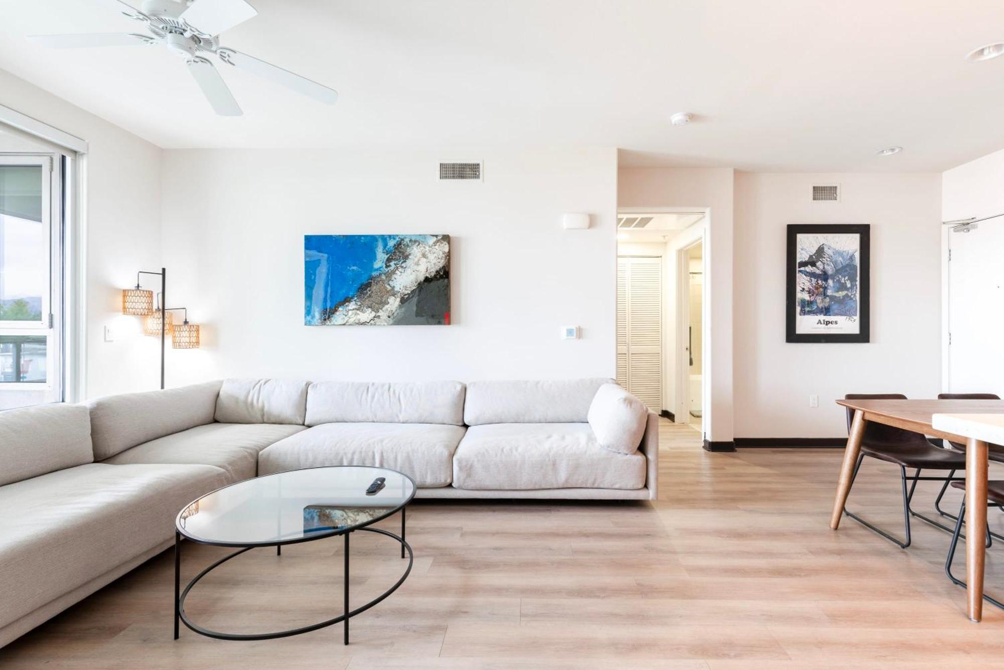 New 2br Weho Luxury D Apartamento