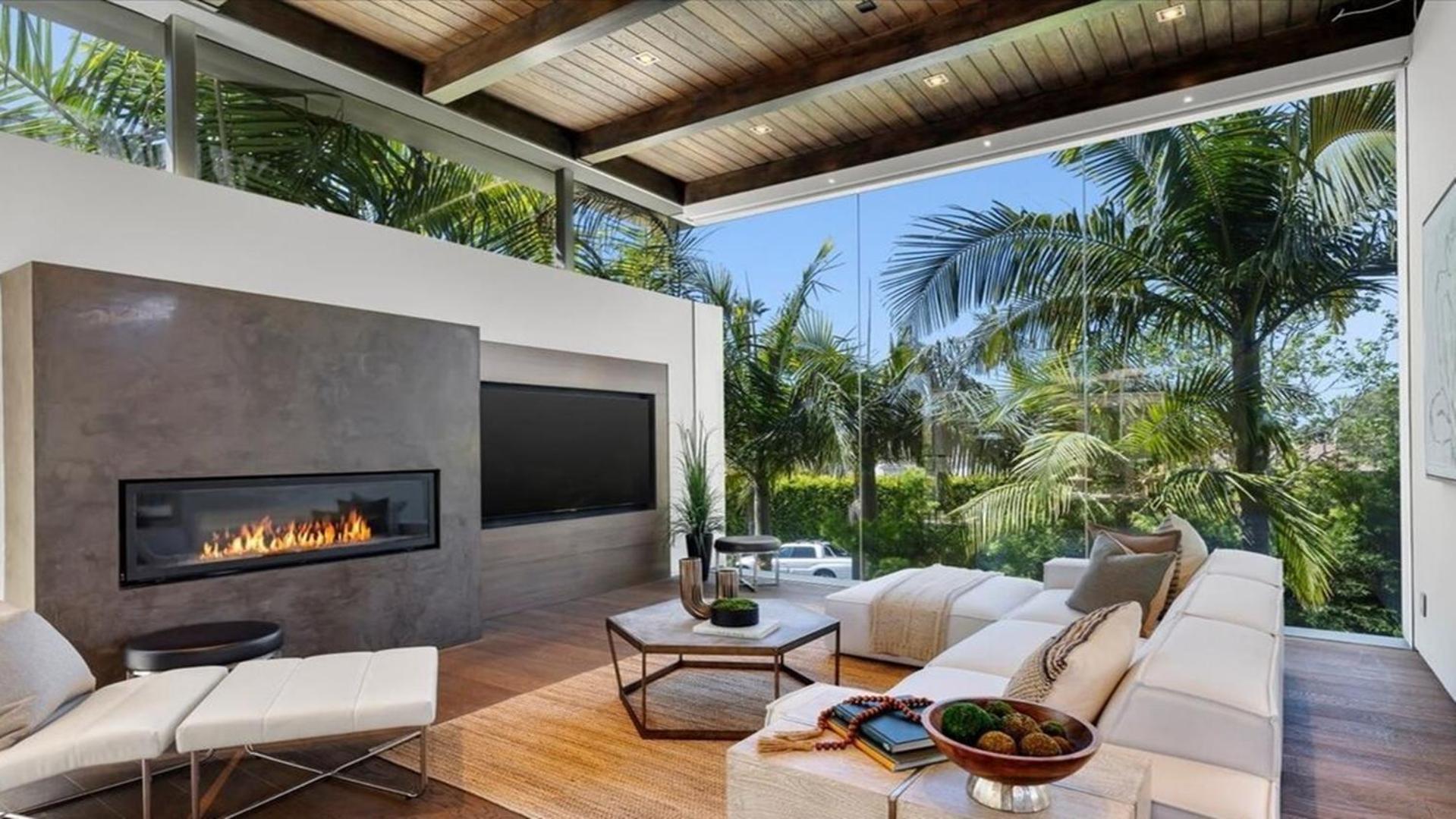 Exquisite Venice Three Bedrooms Marvel Apartment *
