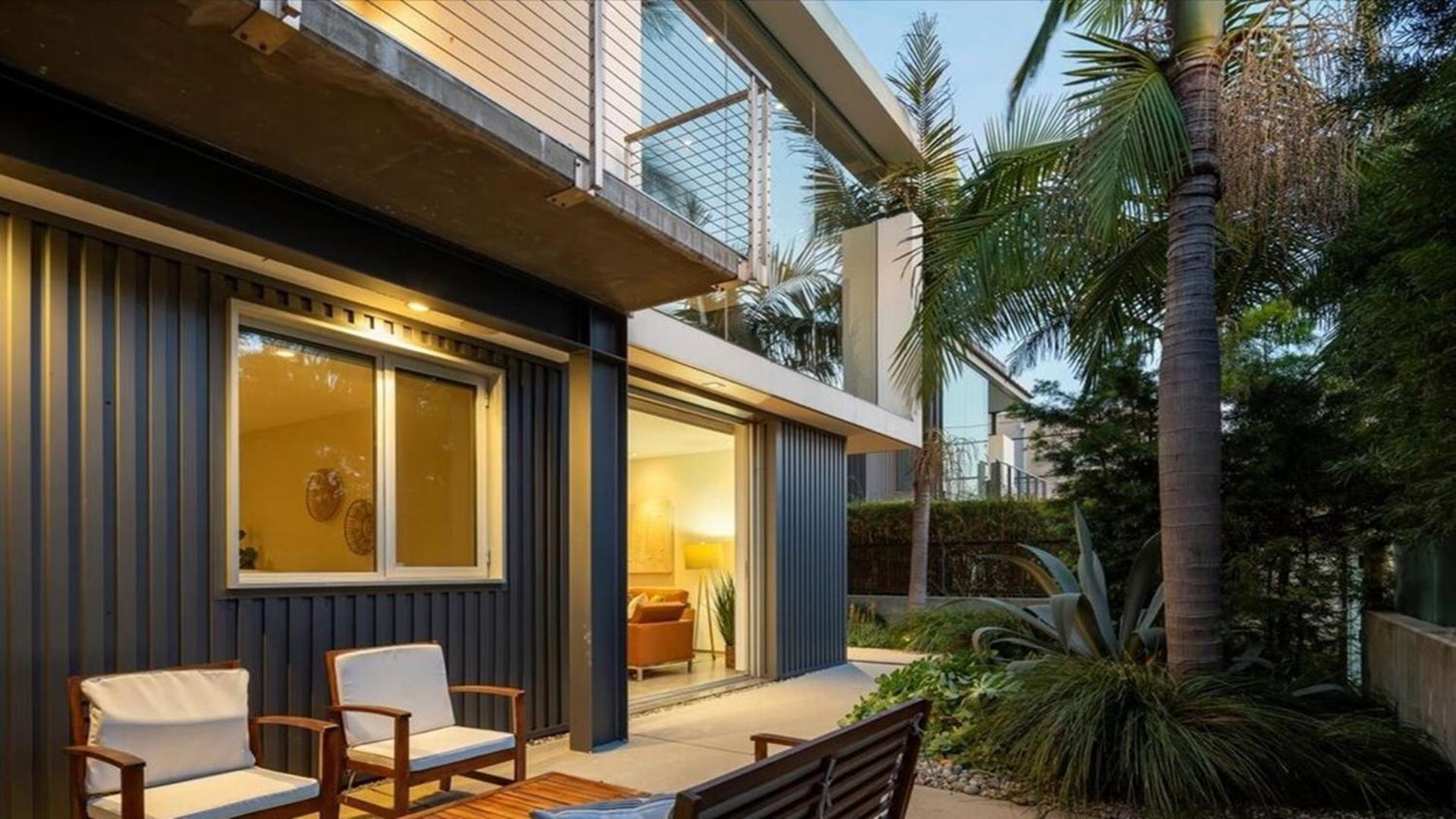 Exquisite Venice Three Bedrooms Marvel Apartment