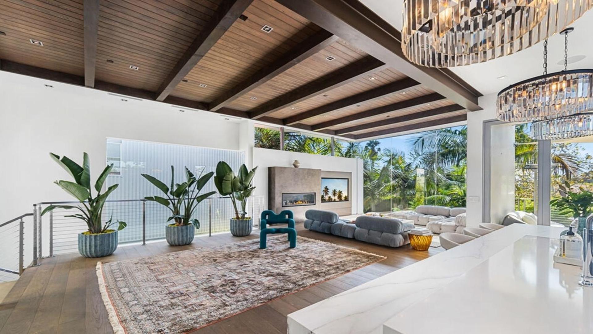 Exquisite Venice Three Bedrooms Marvel Los Angeles