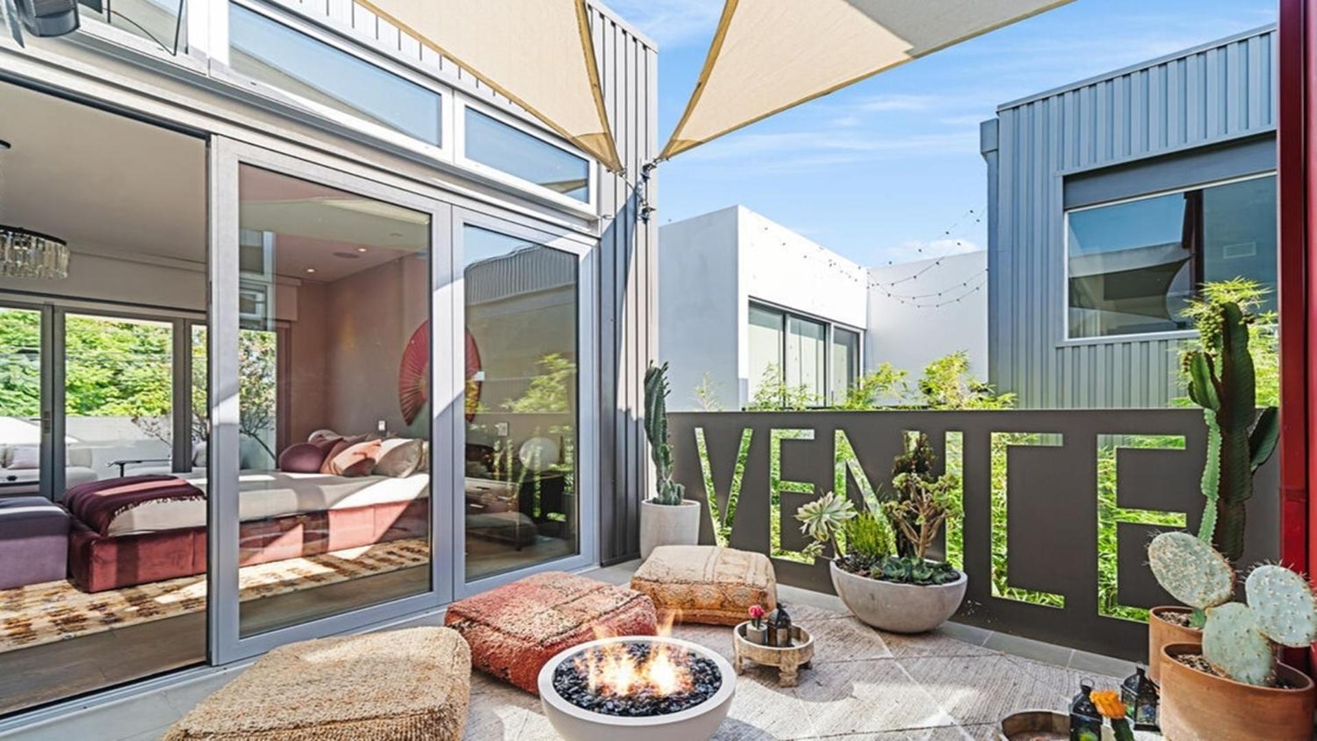 Exquisite Venice Three Bedrooms Marvel Los Angeles