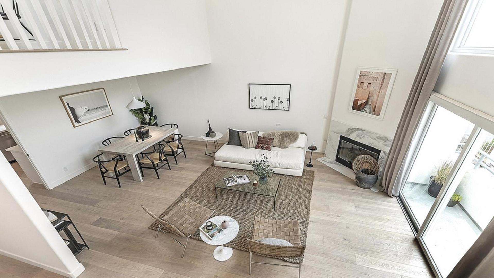 Private Rooftop 3 Bedrooms Remodeled Townhome * Los Angeles