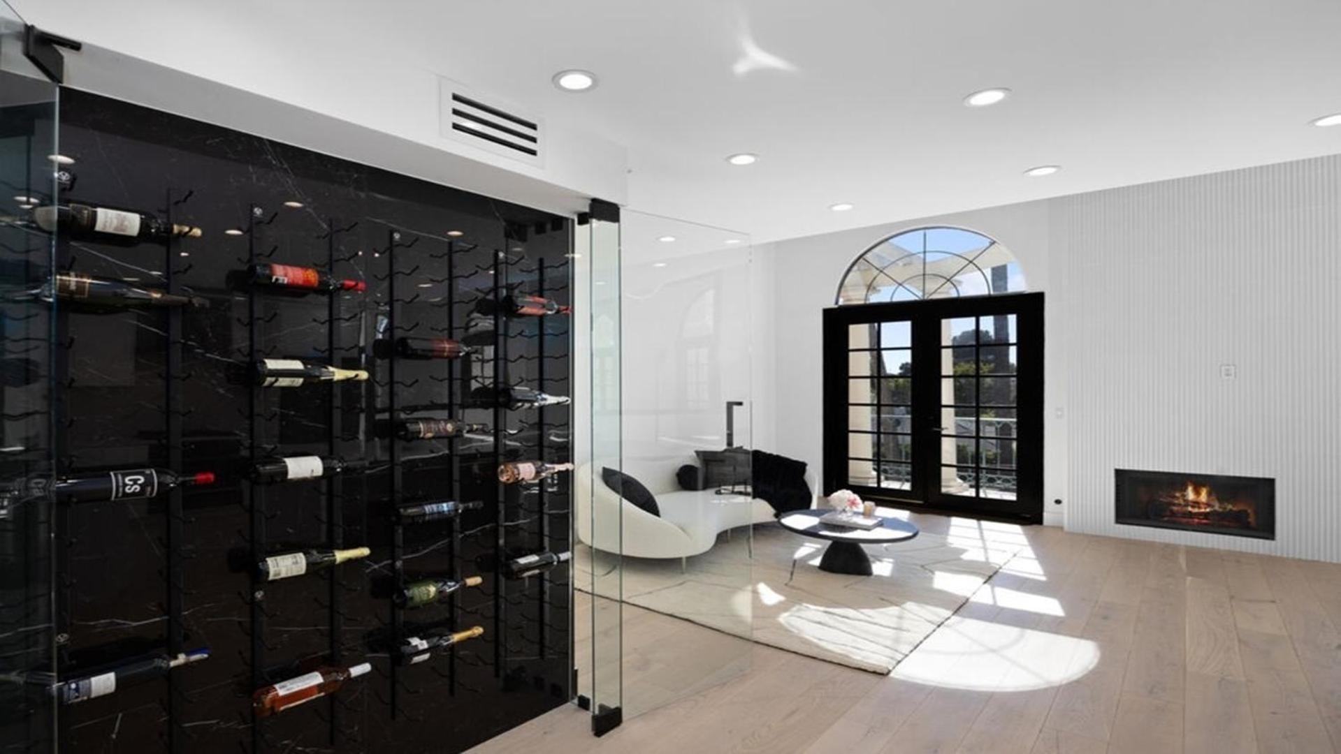 Apartment Three Bedrooms Opulent Super Luxurious Town House