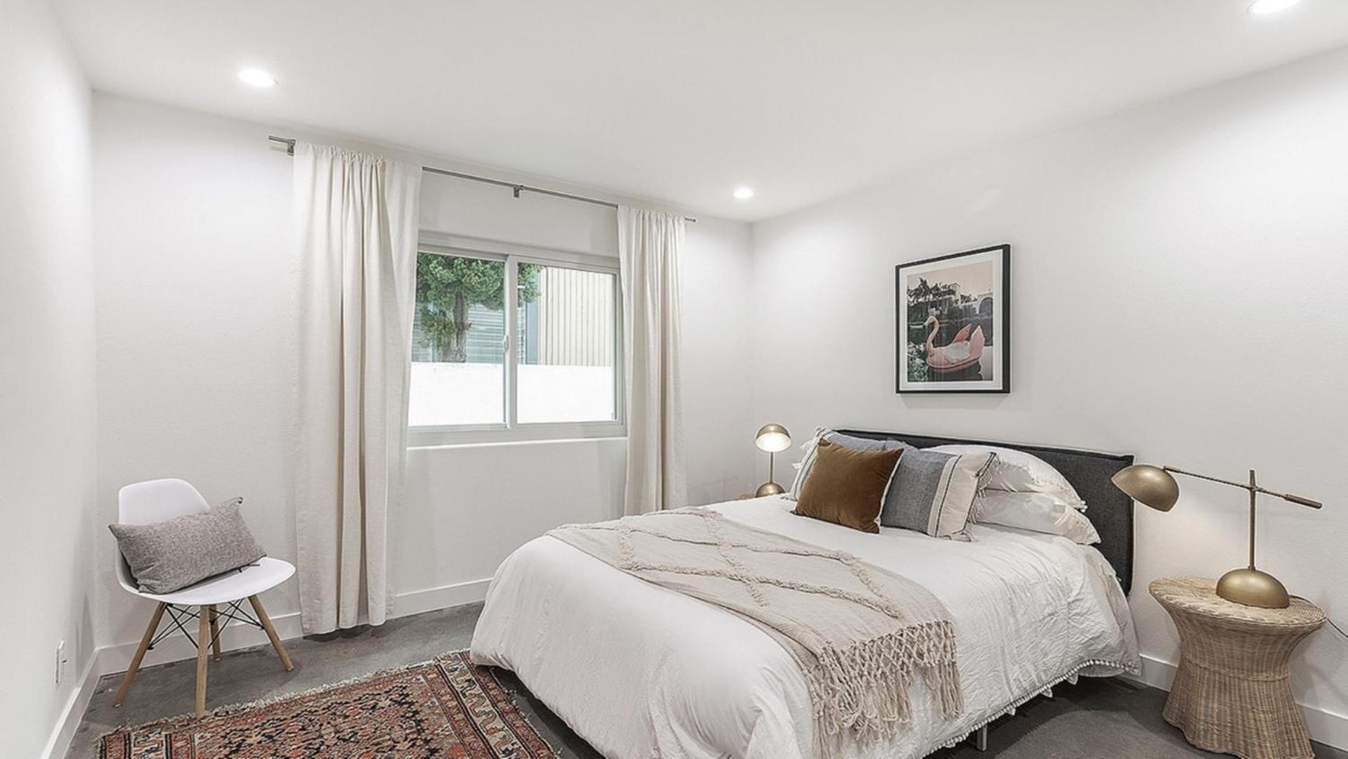 Apartment Private Rooftop 3 Bedrooms Remodeled Townhome *