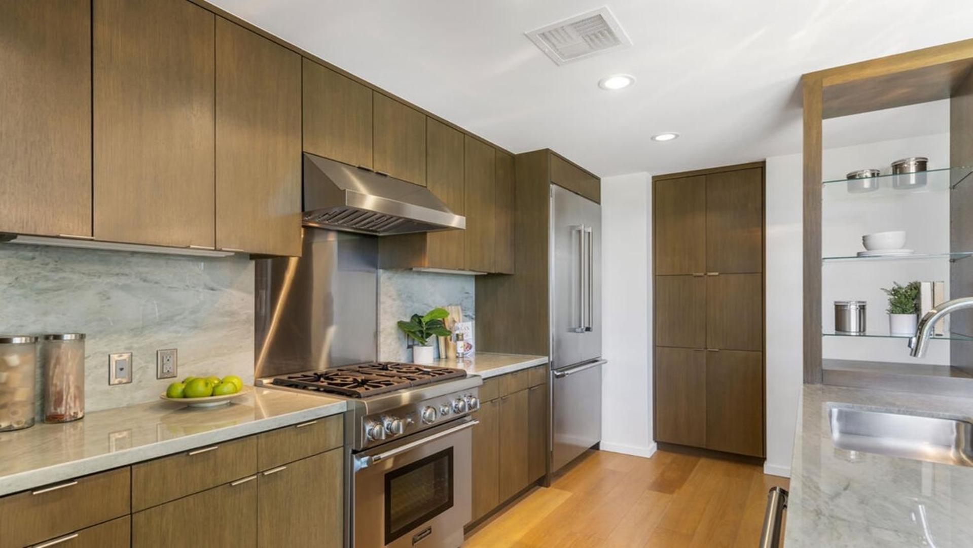 Two Bedrooms Floor To Ceiling Wrap-around Windows Apartment