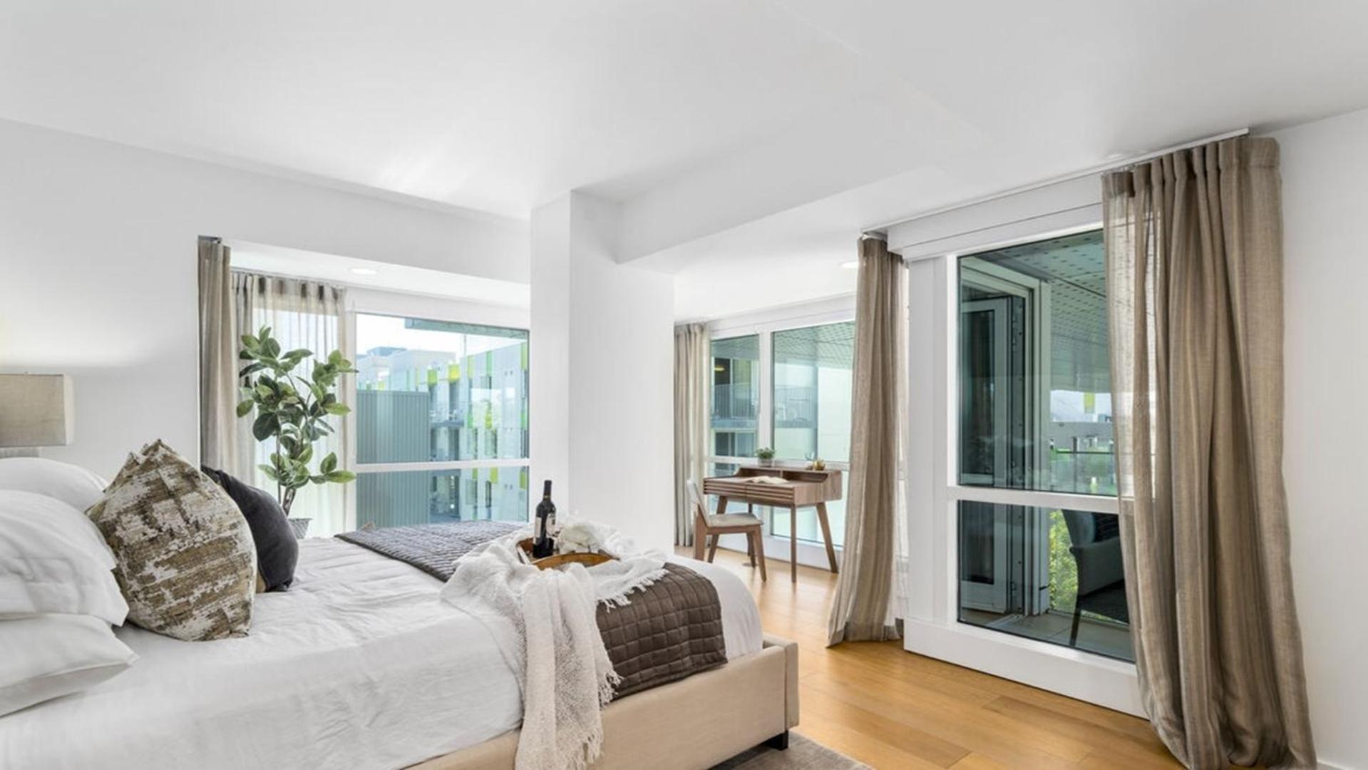 Two Bedrooms Floor To Ceiling Wrap-around Windows