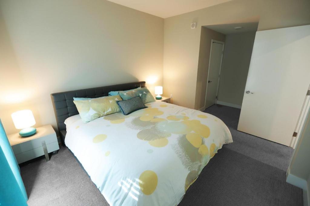 Downtown Cosmopolitan Residences Hotel Los Angeles