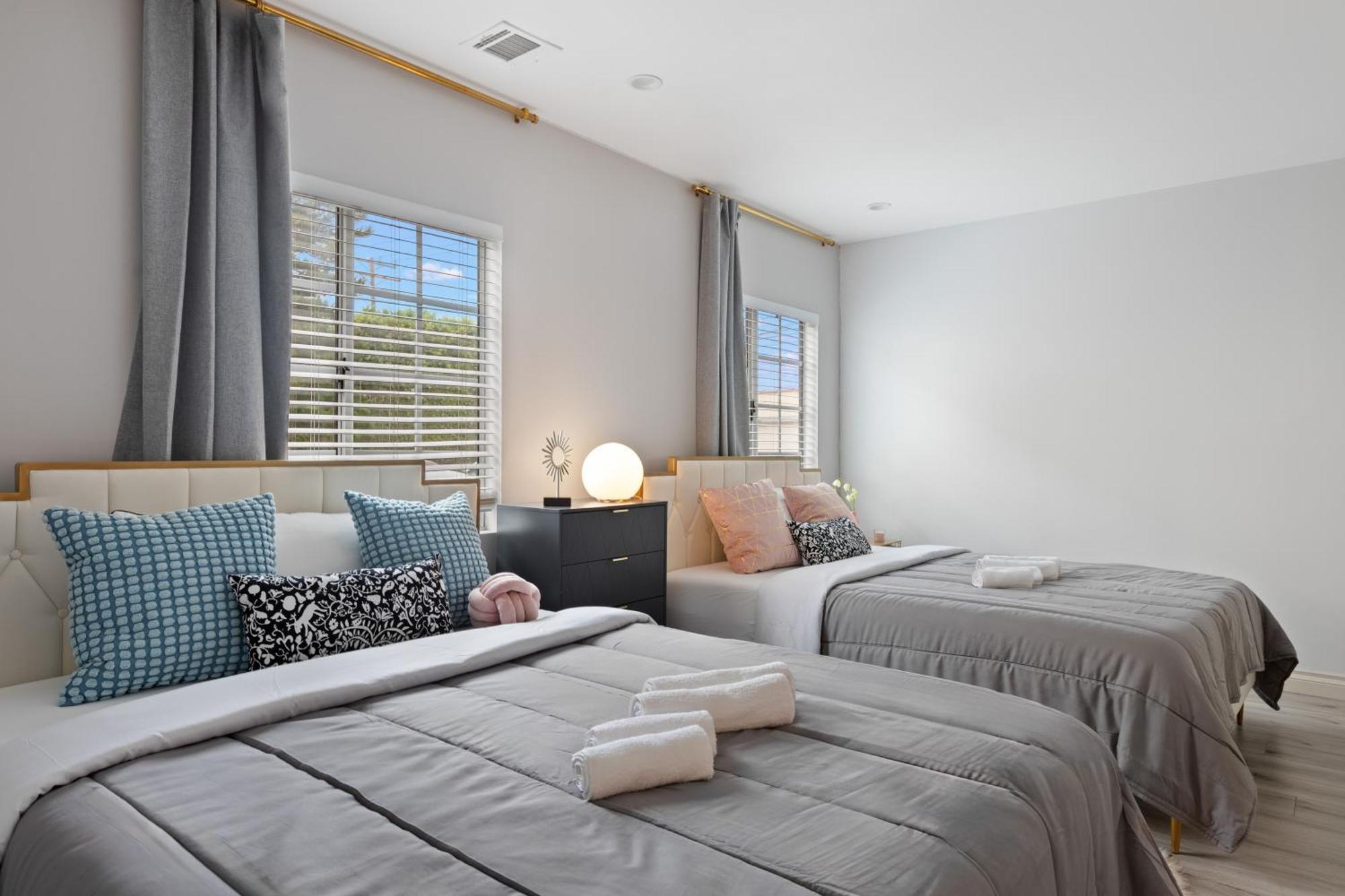 Pousada Luxury Oasis In Culver City! Free Parking And Jacuzzi Los Angeles