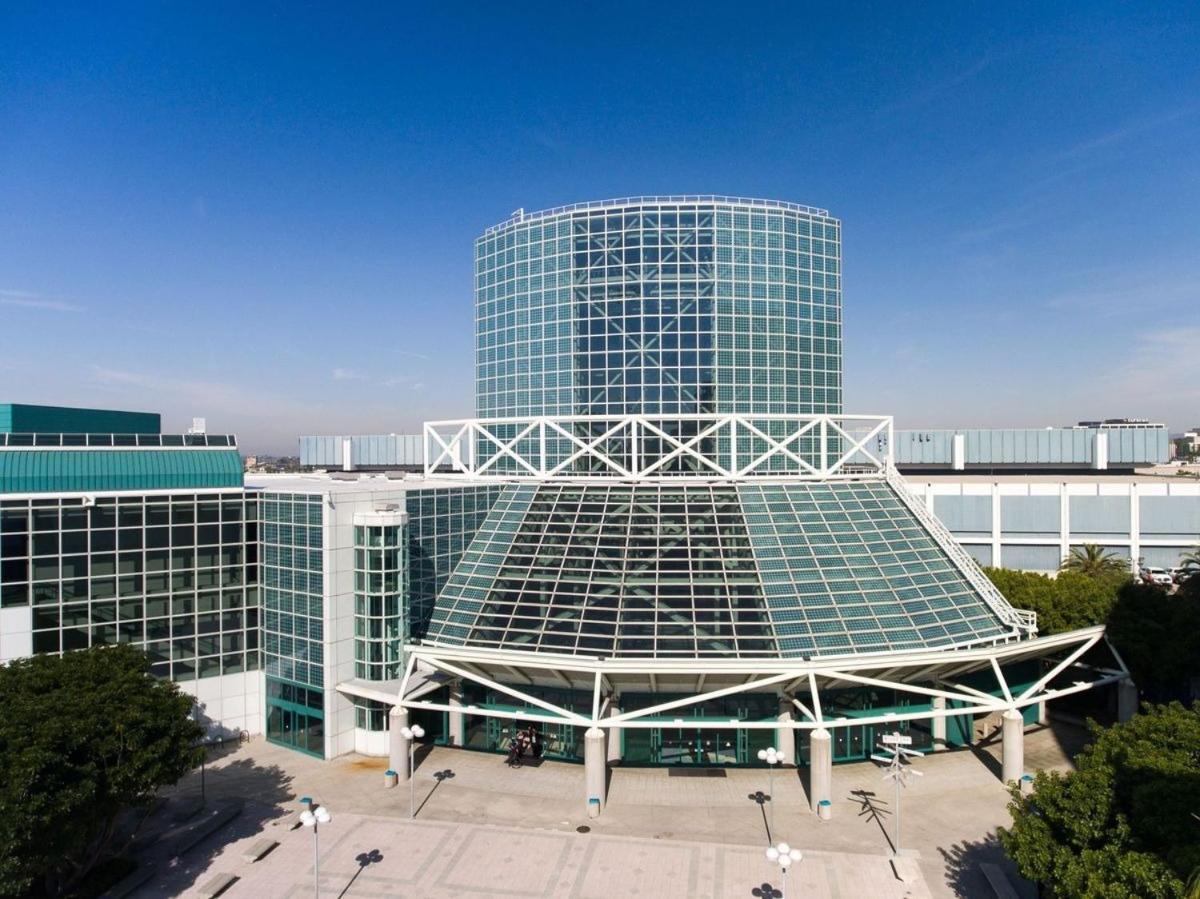 2 Bed 2 Bath X Street La Live, Convention Center, Microsoft Theater Los Angeles