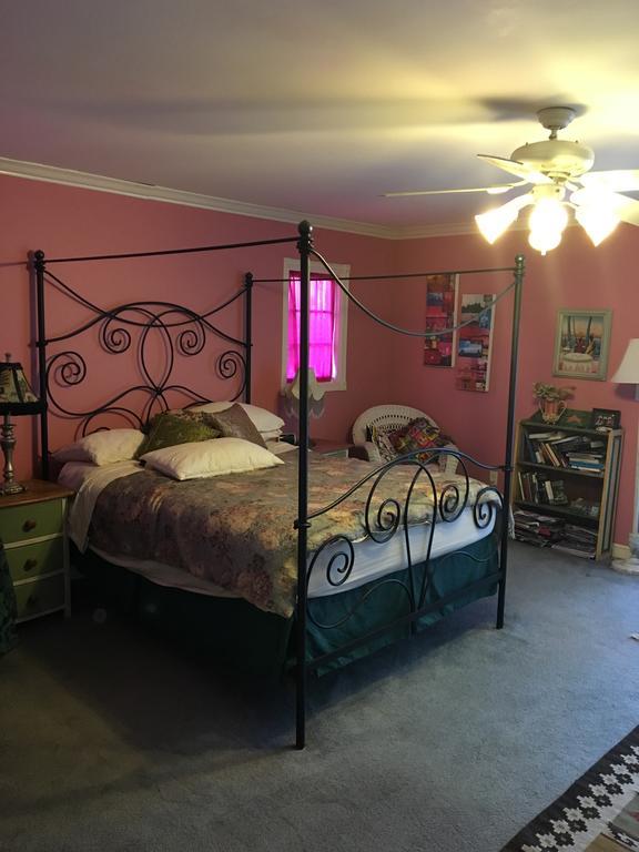 Bed & Breakfast Elaine's Hollywood