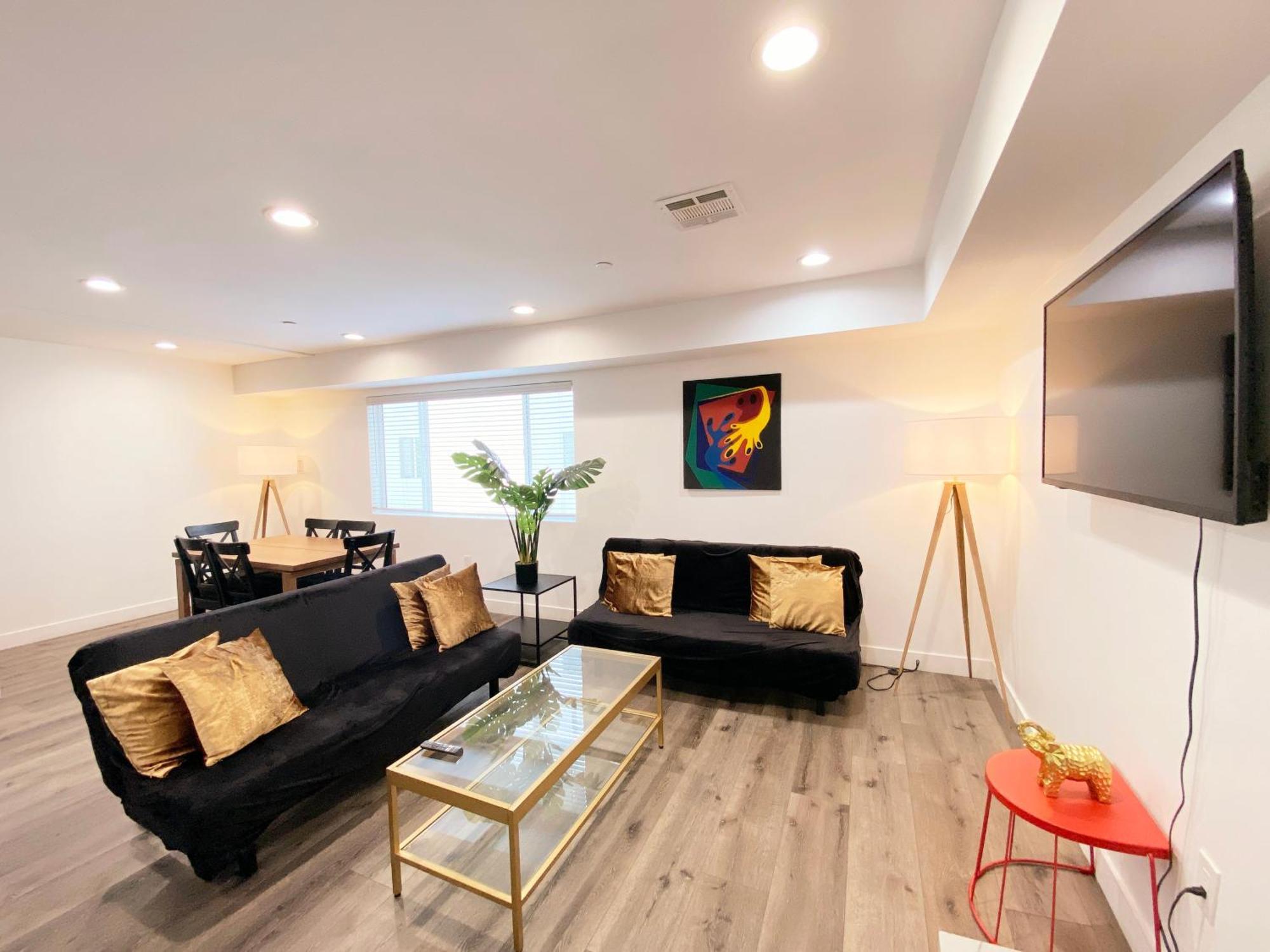 Modern 3br In Mid-city