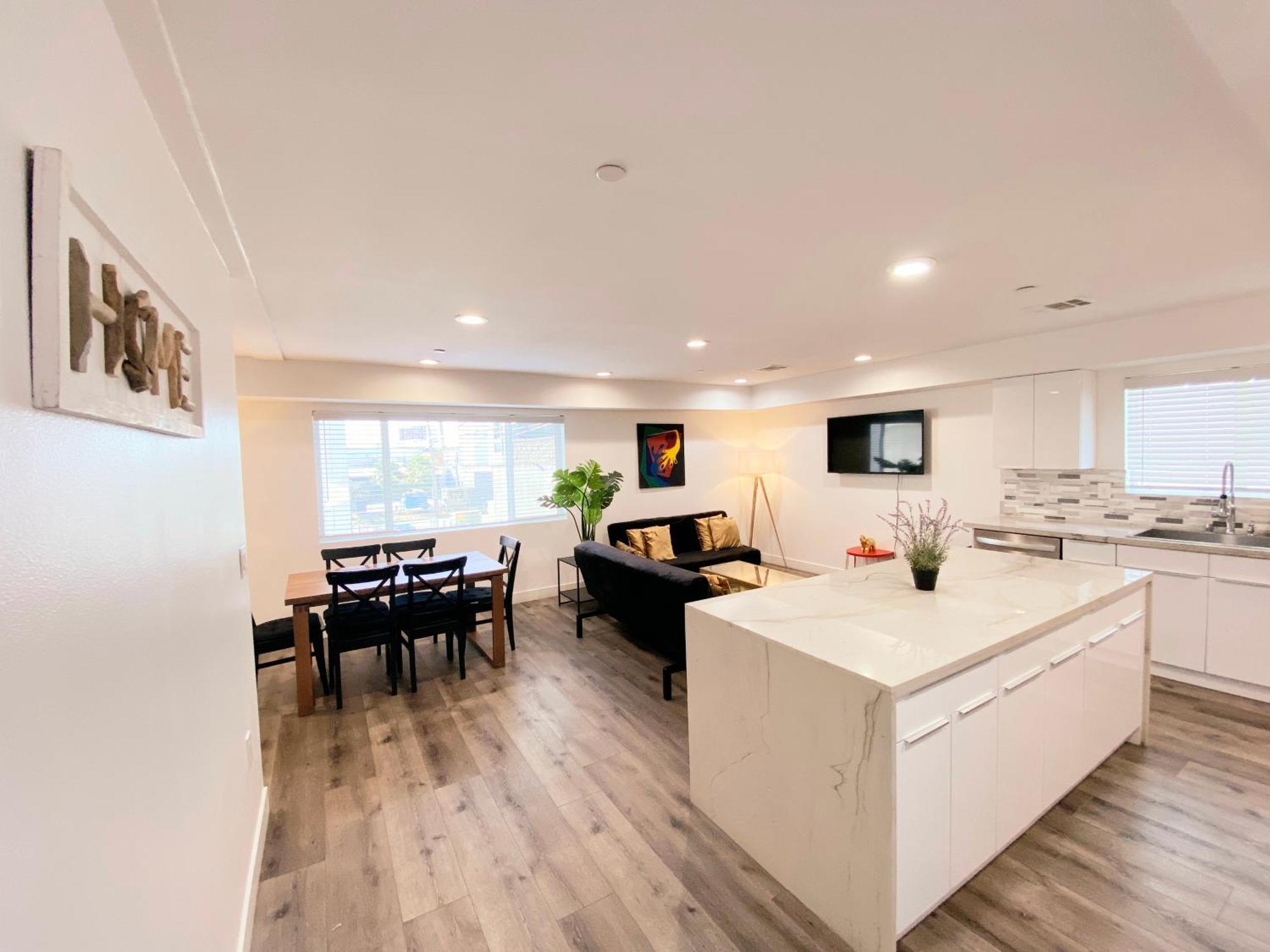 Modern 3br In Mid-city * Los Angeles