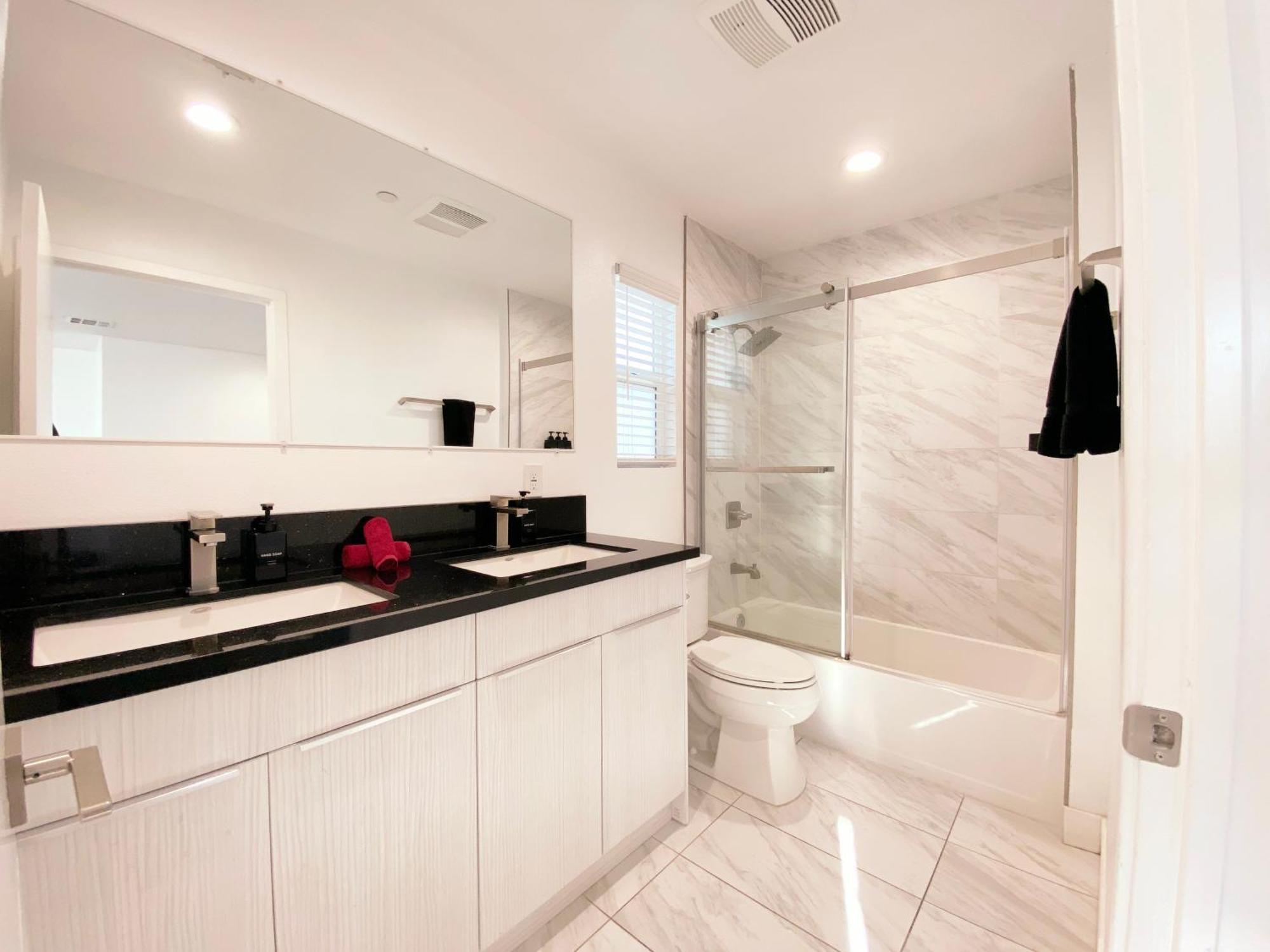 Modern 3br In Mid-city * Los Angeles