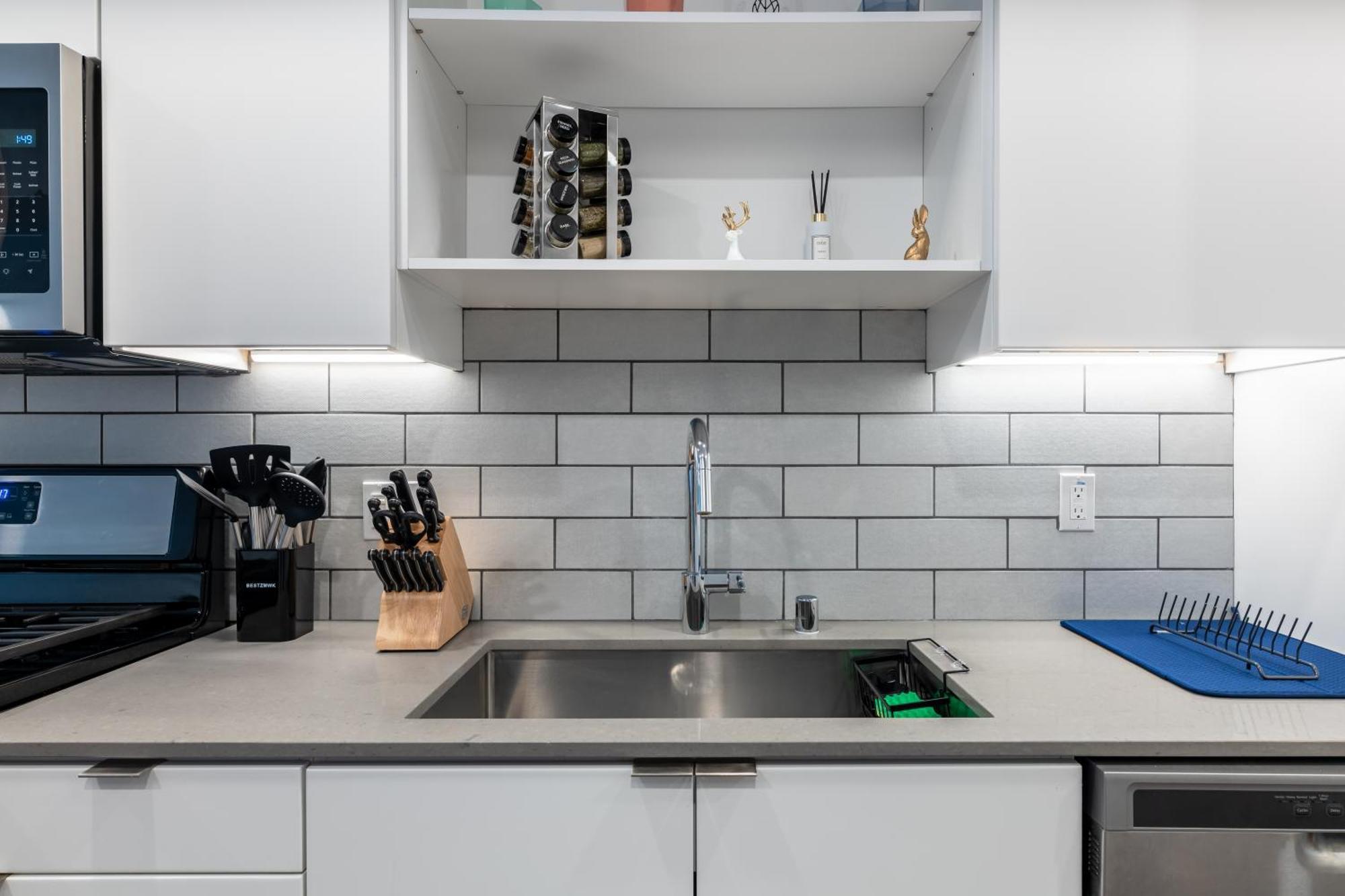 Stylish 1bd Retreat In Hollywood Pool & Free Parking *