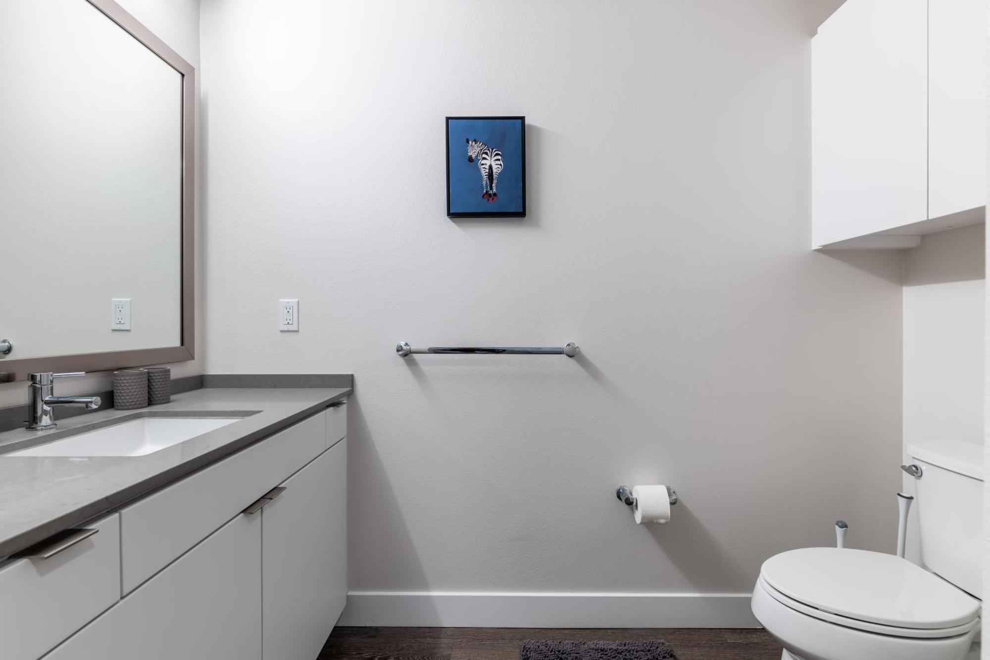Stylish 1bd Retreat In Hollywood Pool & Free Parking *