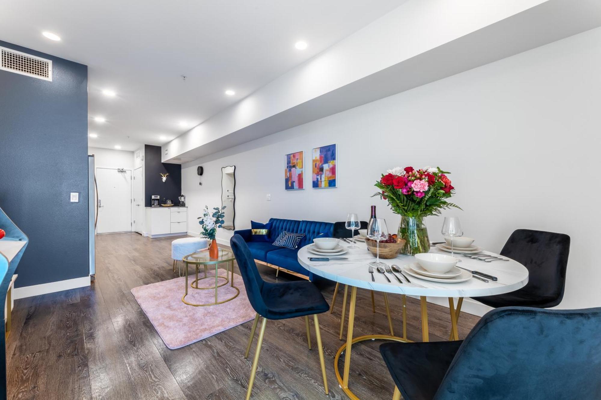 Stylish 1bd Retreat In Hollywood Pool & Free Parking