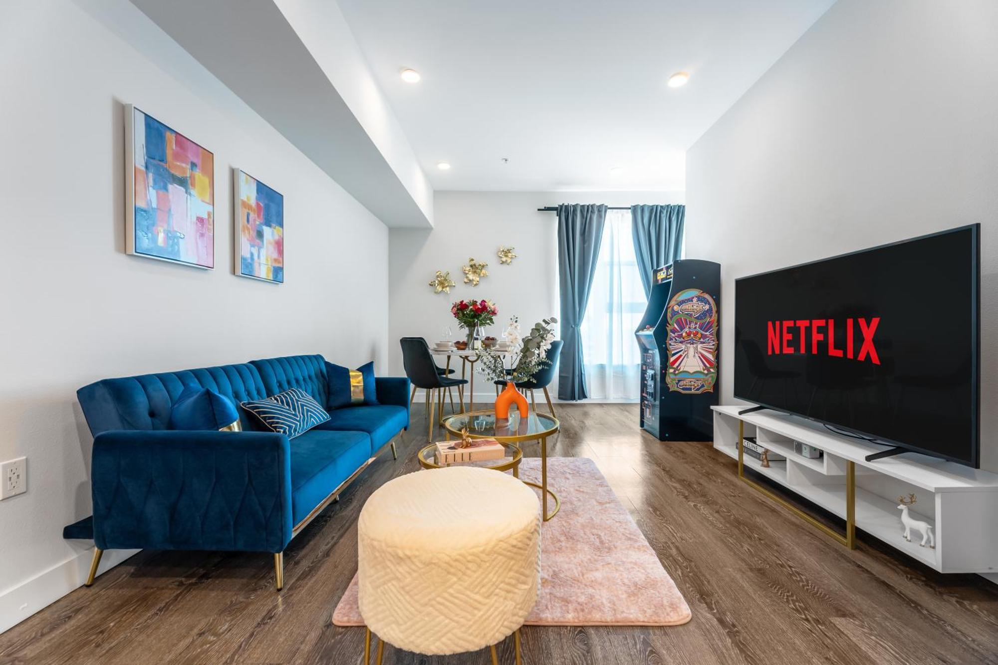Stylish 1bd Retreat In Hollywood Pool & Free Parking * Los Angeles