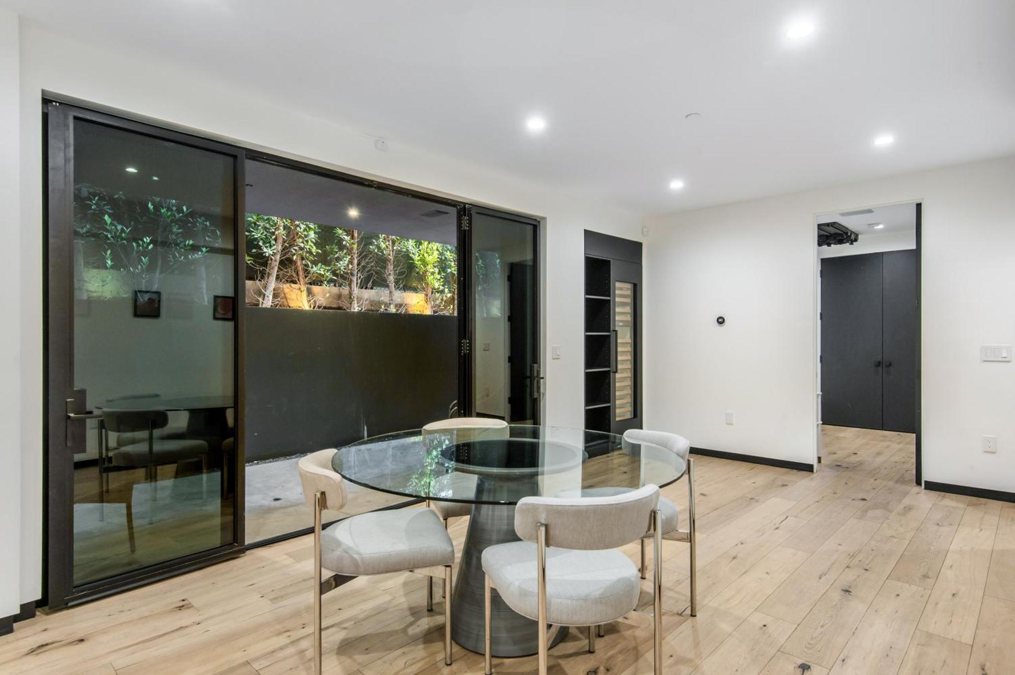 West Hollywood Luxury With Views