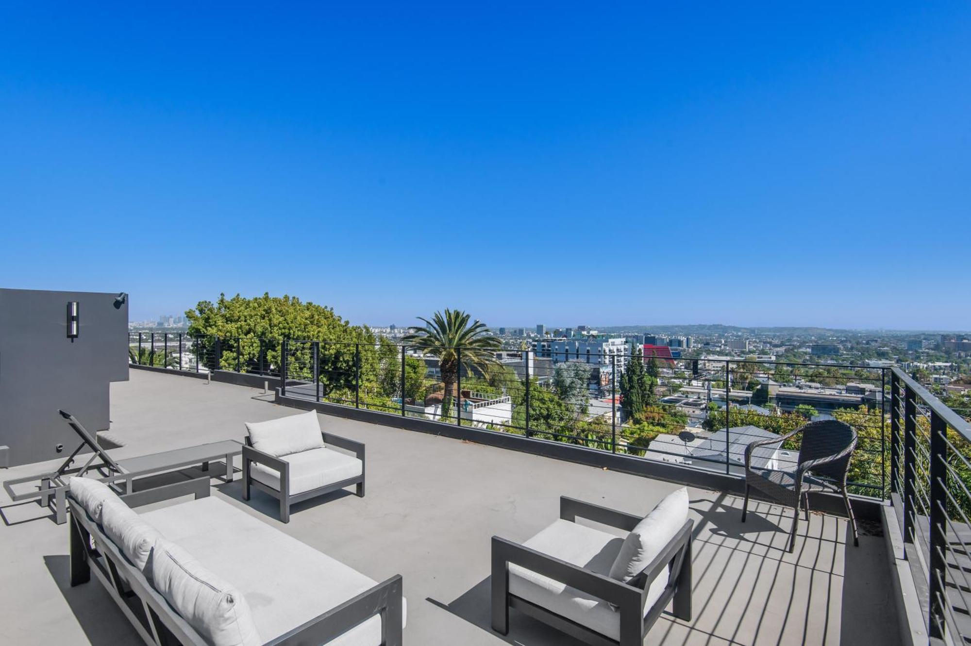 West Hollywood Luxury With Views Villa