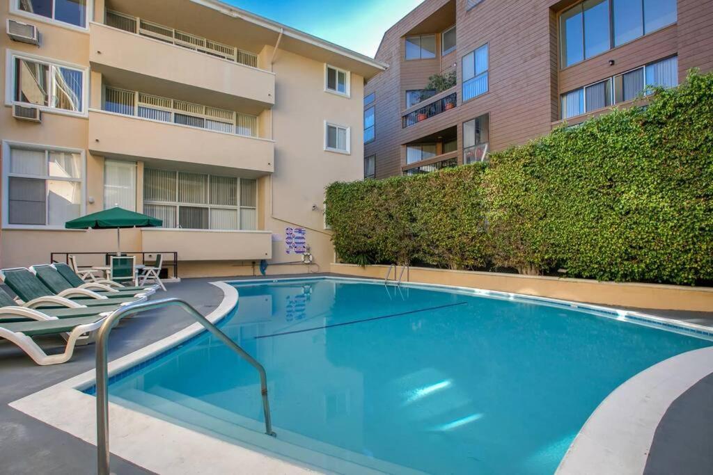 Apartment Urban Luxury In Brentwood