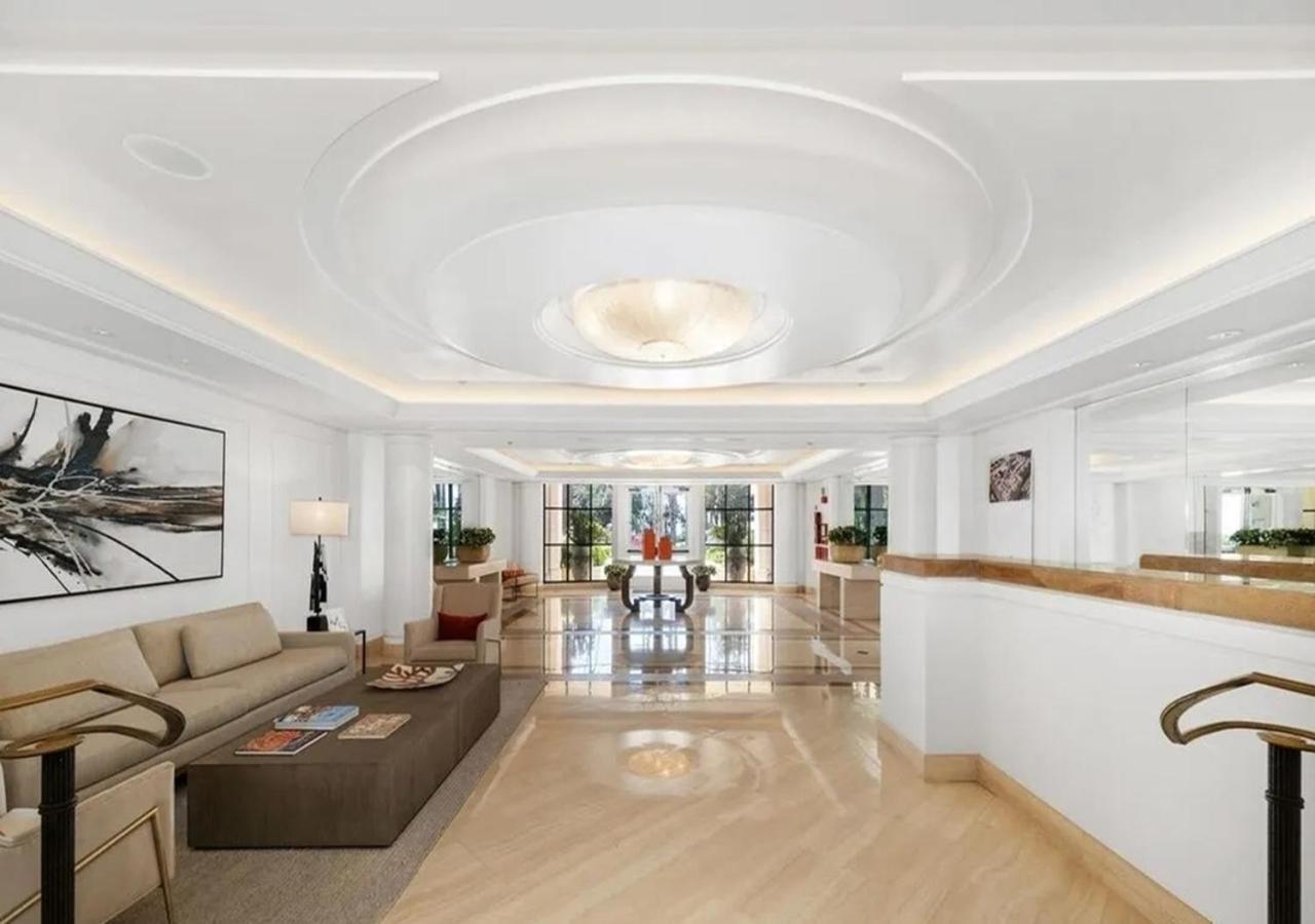 Elegant Two Bedroom Santa Monica Los Angeles