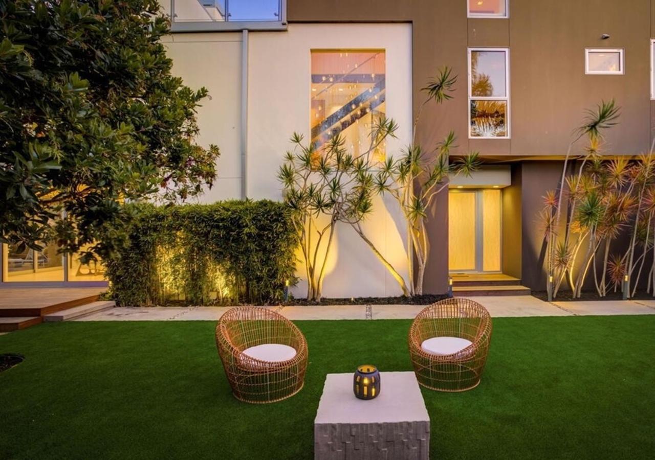 Apartment Gorgeous Three Bedroom Versatile