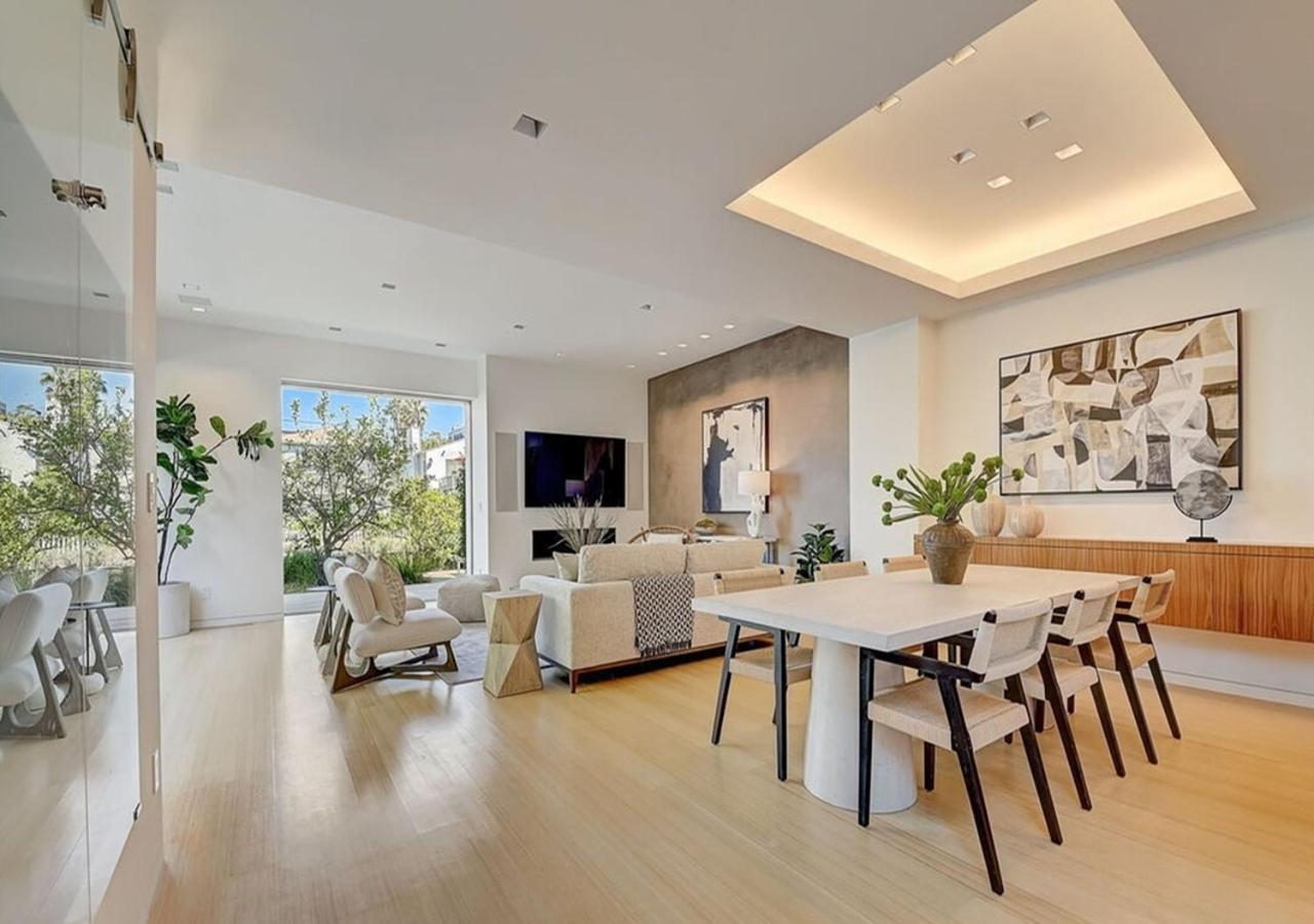 Apartment Gorgeous Three Bedroom Versatile Los Angeles