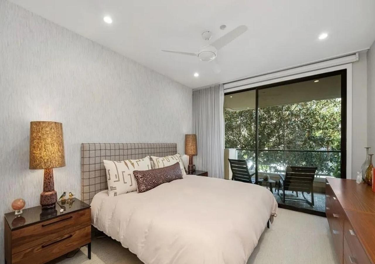 Elegant Two Bedroom Santa Monica *
