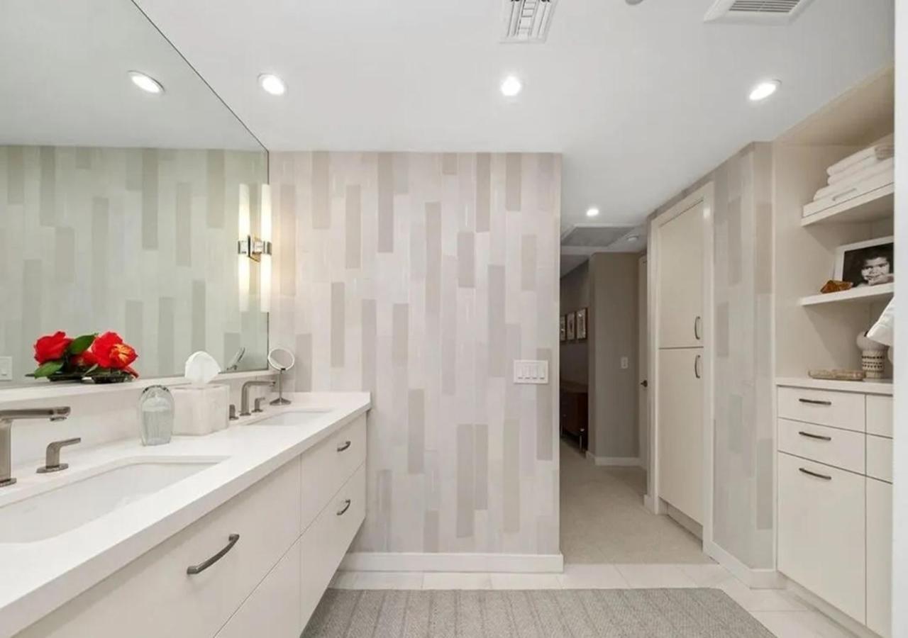 Elegant Two Bedroom Santa Monica * Los Angeles