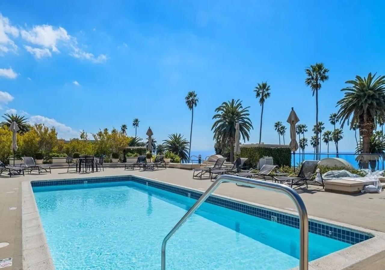 Apartment Elegant Two Bedroom Santa Monica