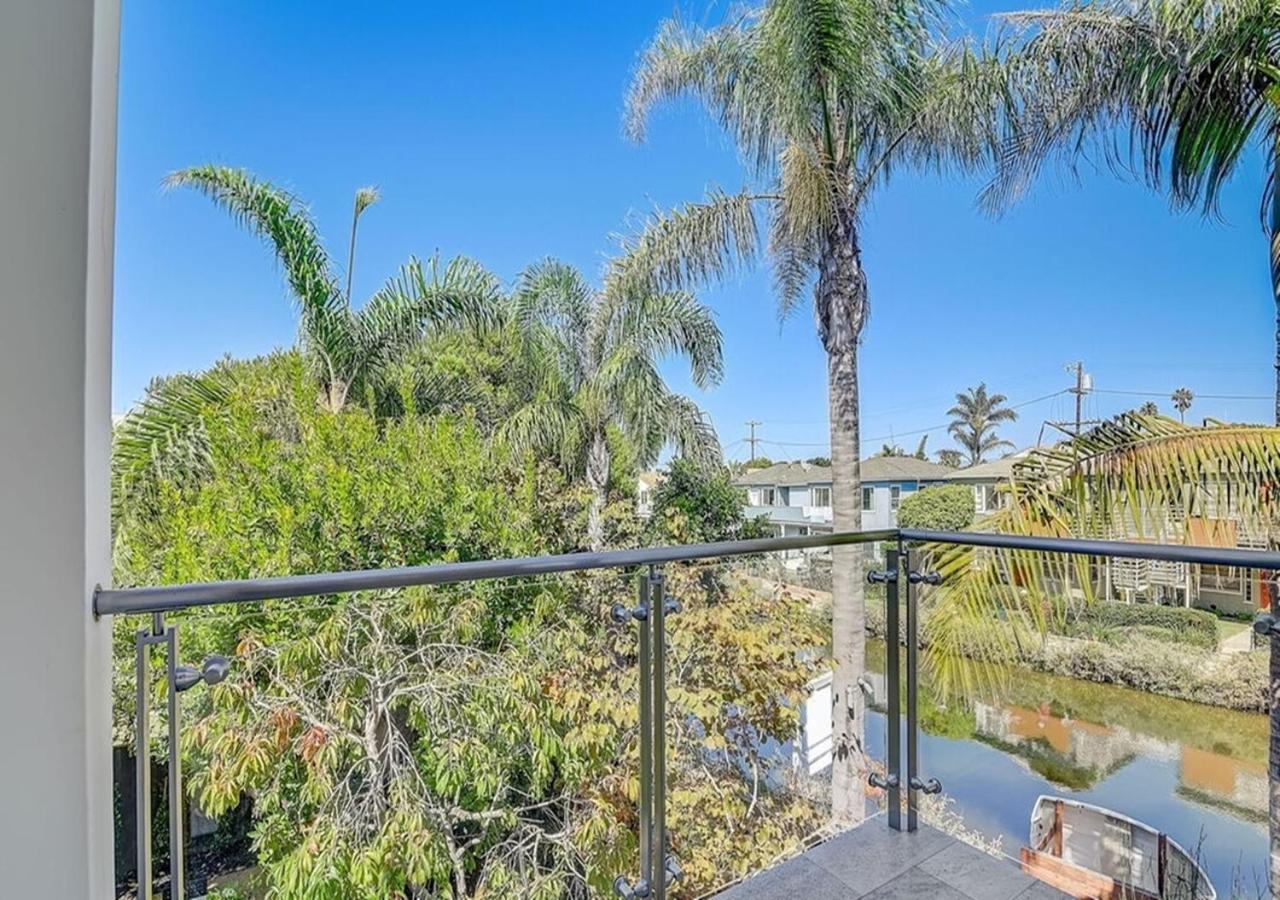 Apartment Gorgeous Three Bedroom Versatile *