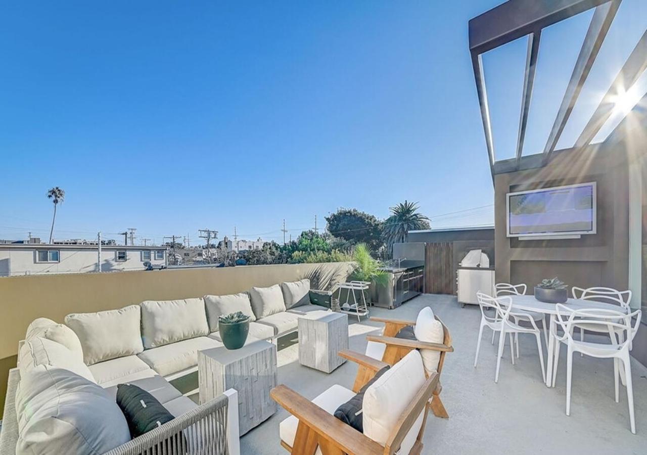 Gorgeous Three Bedroom Versatile Apartment *