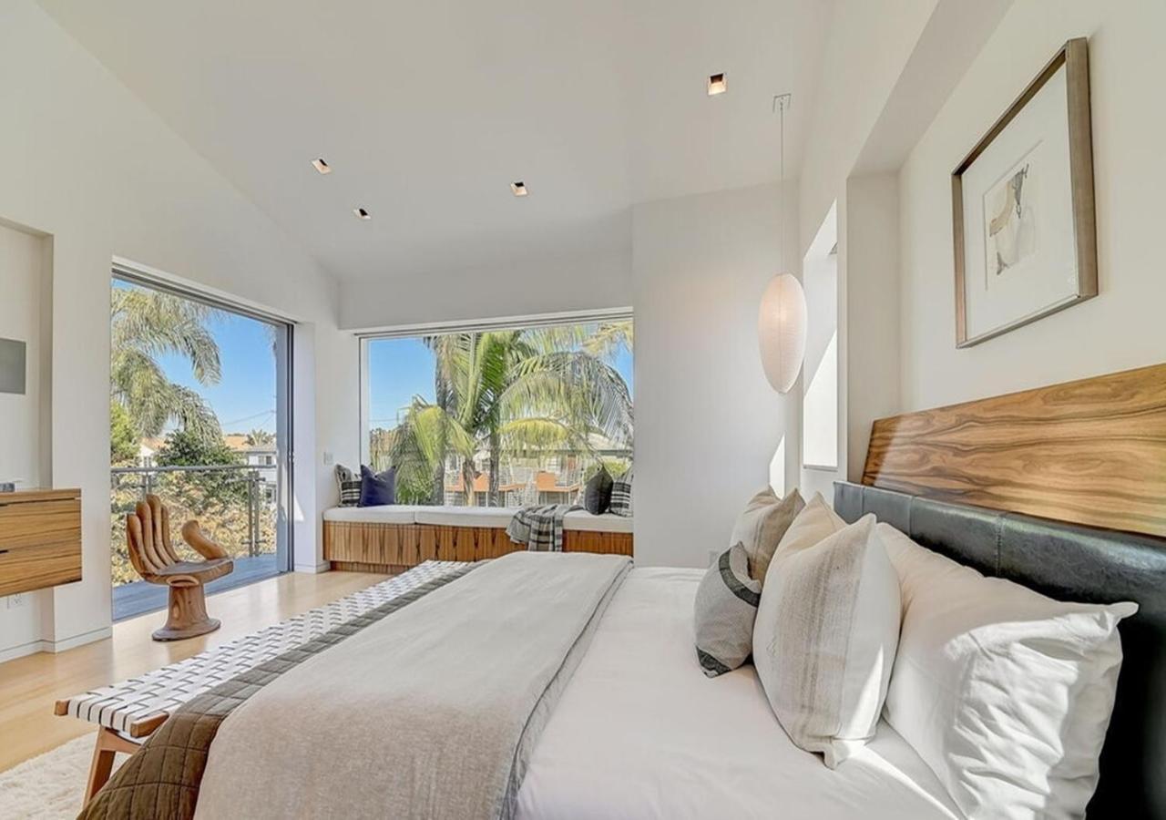 Apartment Gorgeous Three Bedroom Versatile