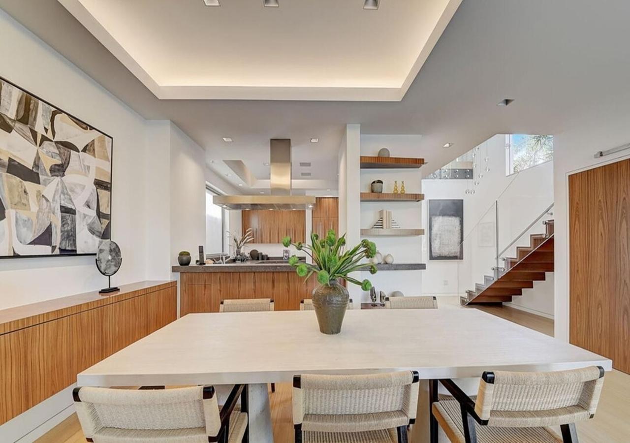 Gorgeous Three Bedroom Versatile Apartment