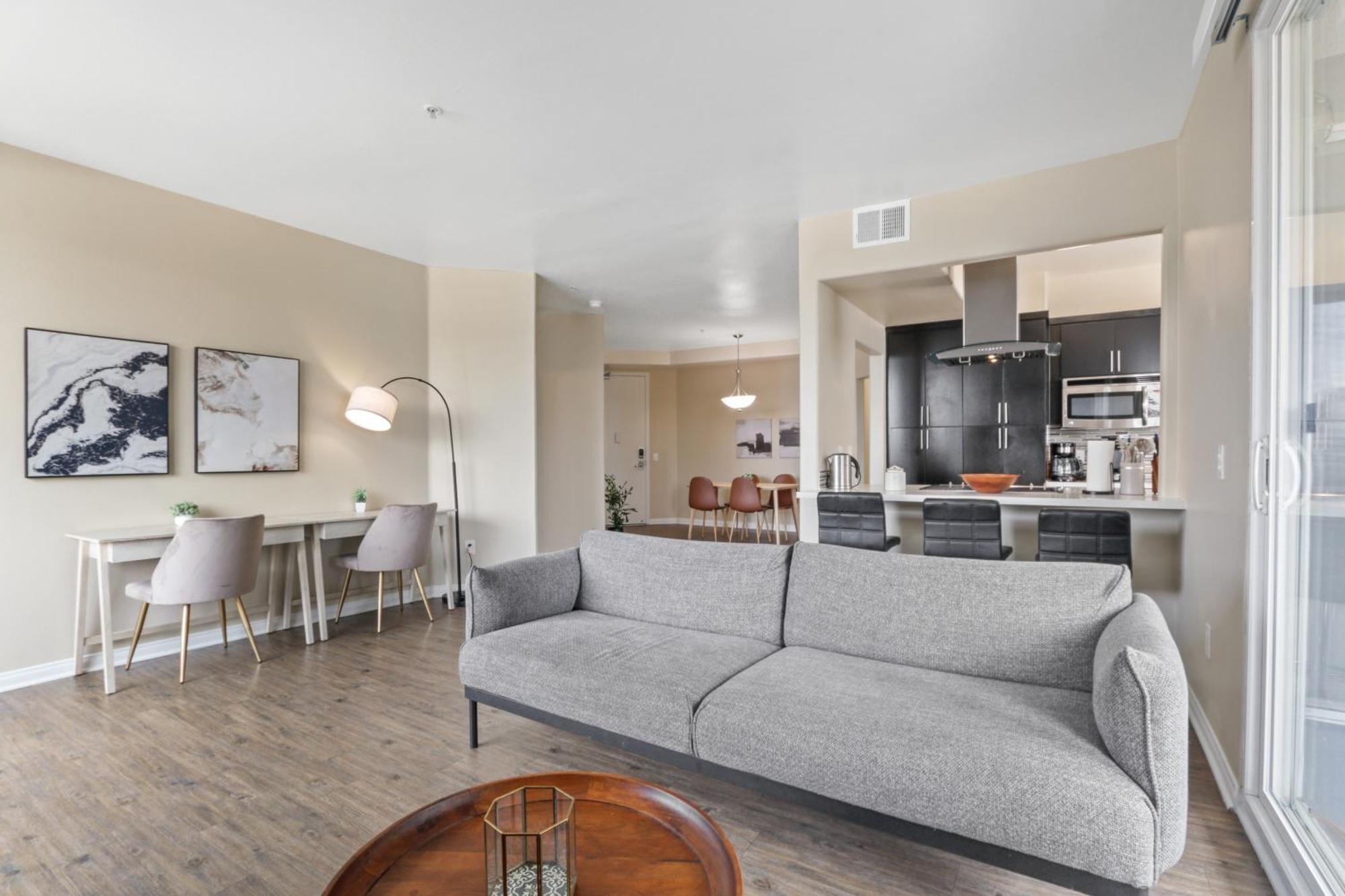 Charming 3-bedroom 3 Bth Near Venice Beach! *
